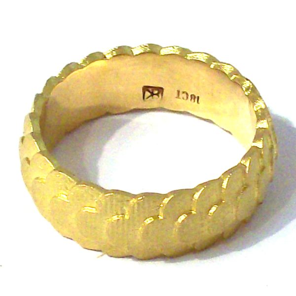 BK rapid prototype 18ct gold ring