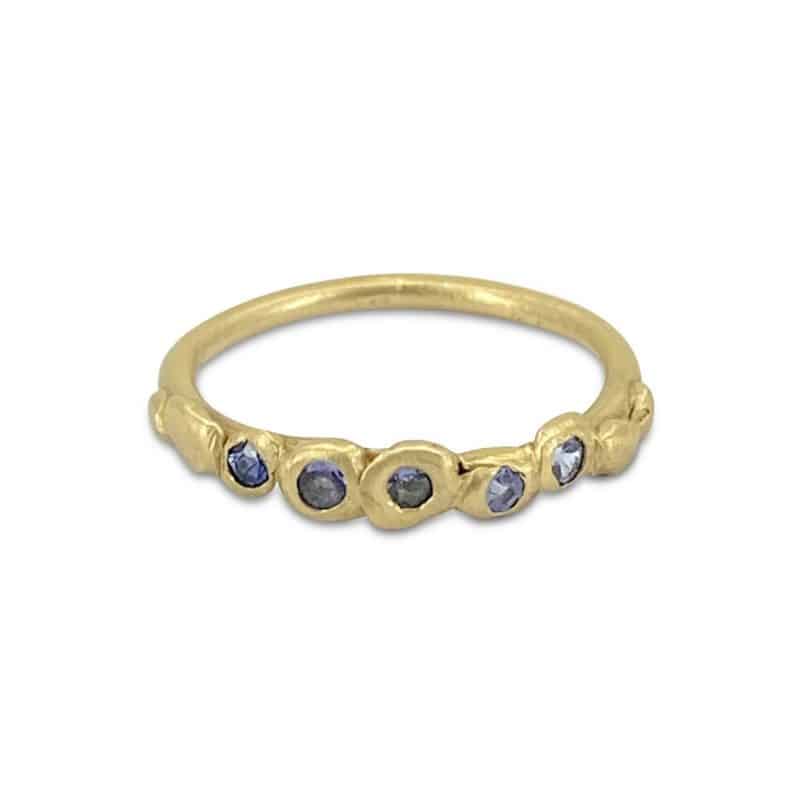 palawan pebbles ring with sapphires
