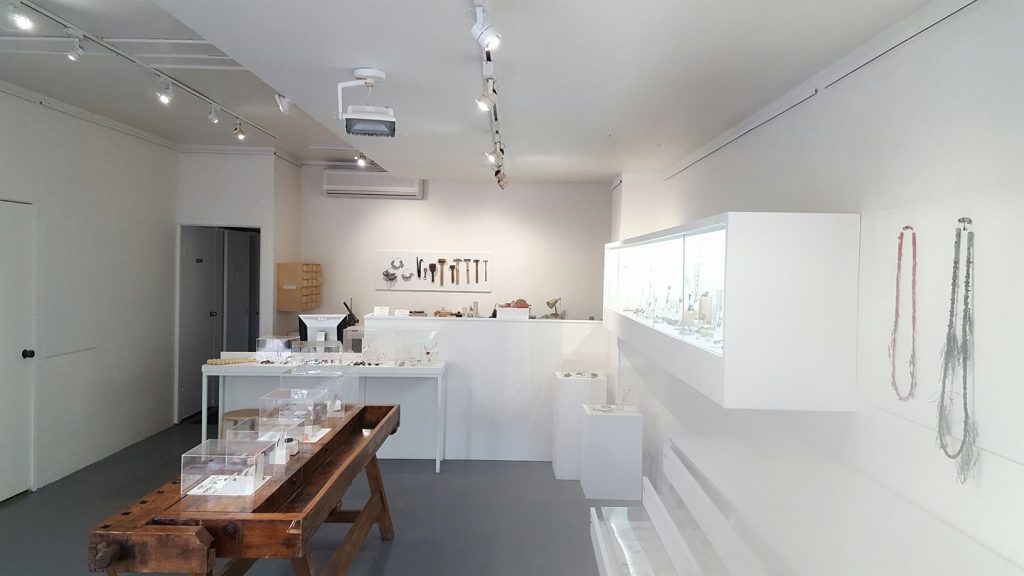 jewellery-gallery-interior